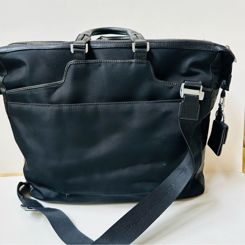 Piquadro Italian Leather & Nylon Unisex Briefcase Gently Used - Picture 14 of 16